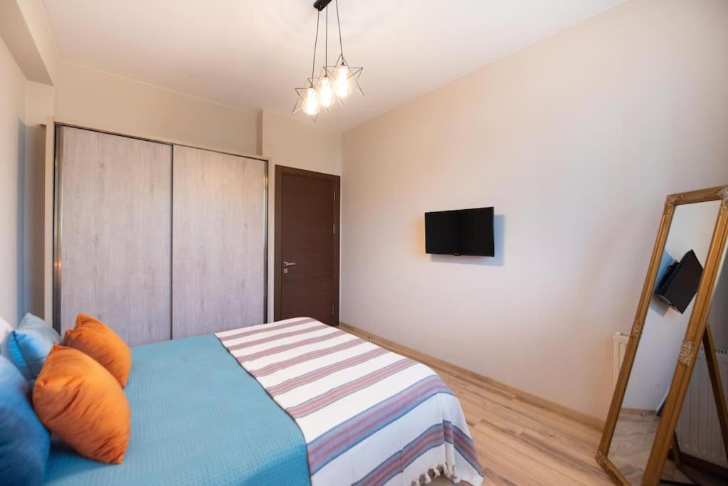 Gg - Cozy And Lovely 1-bedroom In Saburtalo Apartment *