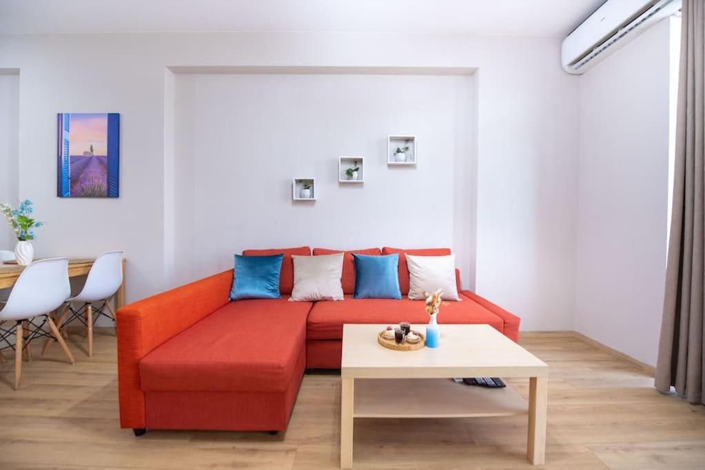 Gg - Cozy And Lovely 1-bedroom In Saburtalo *